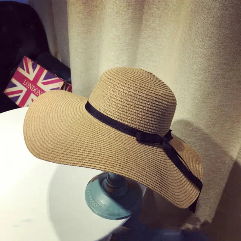 Women’s Wide Brim Summer Straw Hat with Elegant Bowknot Detail