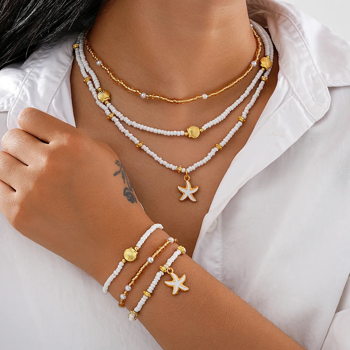 6Pcs/Set Rice Beaded Shell Starfish Pendant Necklace Bracelets Bohemian Elegant Gold White Color Jewelry Set Holiday Accessories