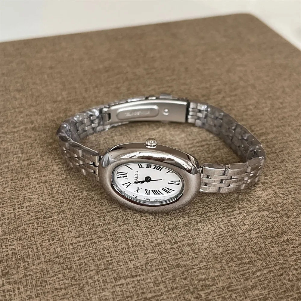 Hot Sale Fashion Watch for Women Mid Ancient Style Oval Dial Small Gold Watch Adjustable Steel Strap Quartz Wristwatch Wholesale