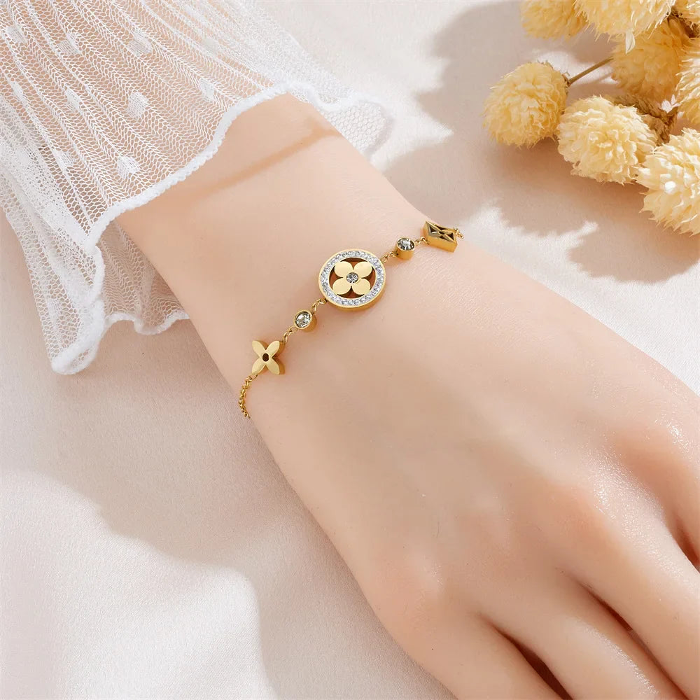 Elegant Temperament Premium Sense Of One Hundred Stainless Steel Four-Leaf Clover Round Pendant Flower Earrings Female