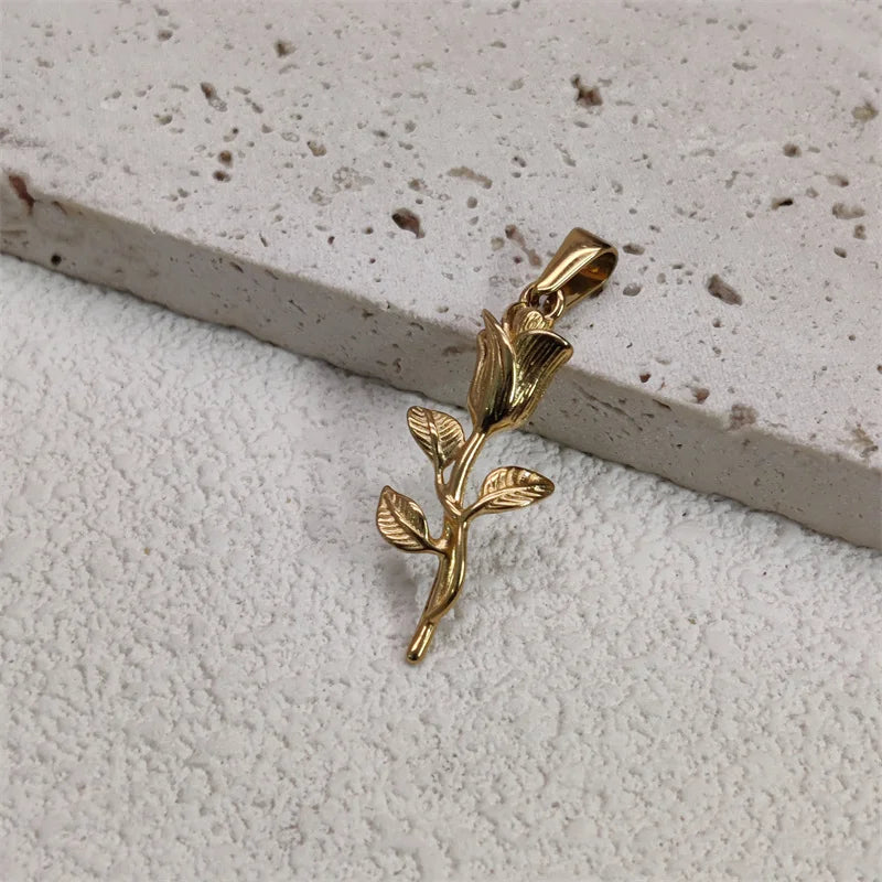 Vintage Summer Accessories Stainless Steel Pendant Necklaces Women's Jewelry Rose Pendant Necklace Charms