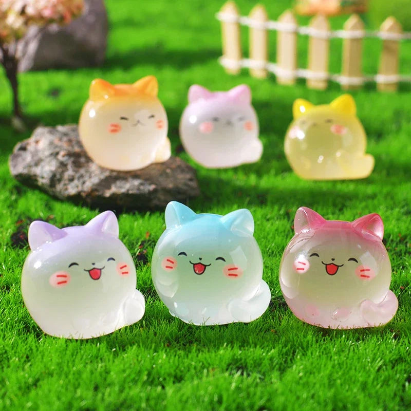 5/20Pcs Luminous Mini Cat Micro Landscape Desktop Ornaments Glow At Night Animal Figurines Home Car Decorations DIY Accessories