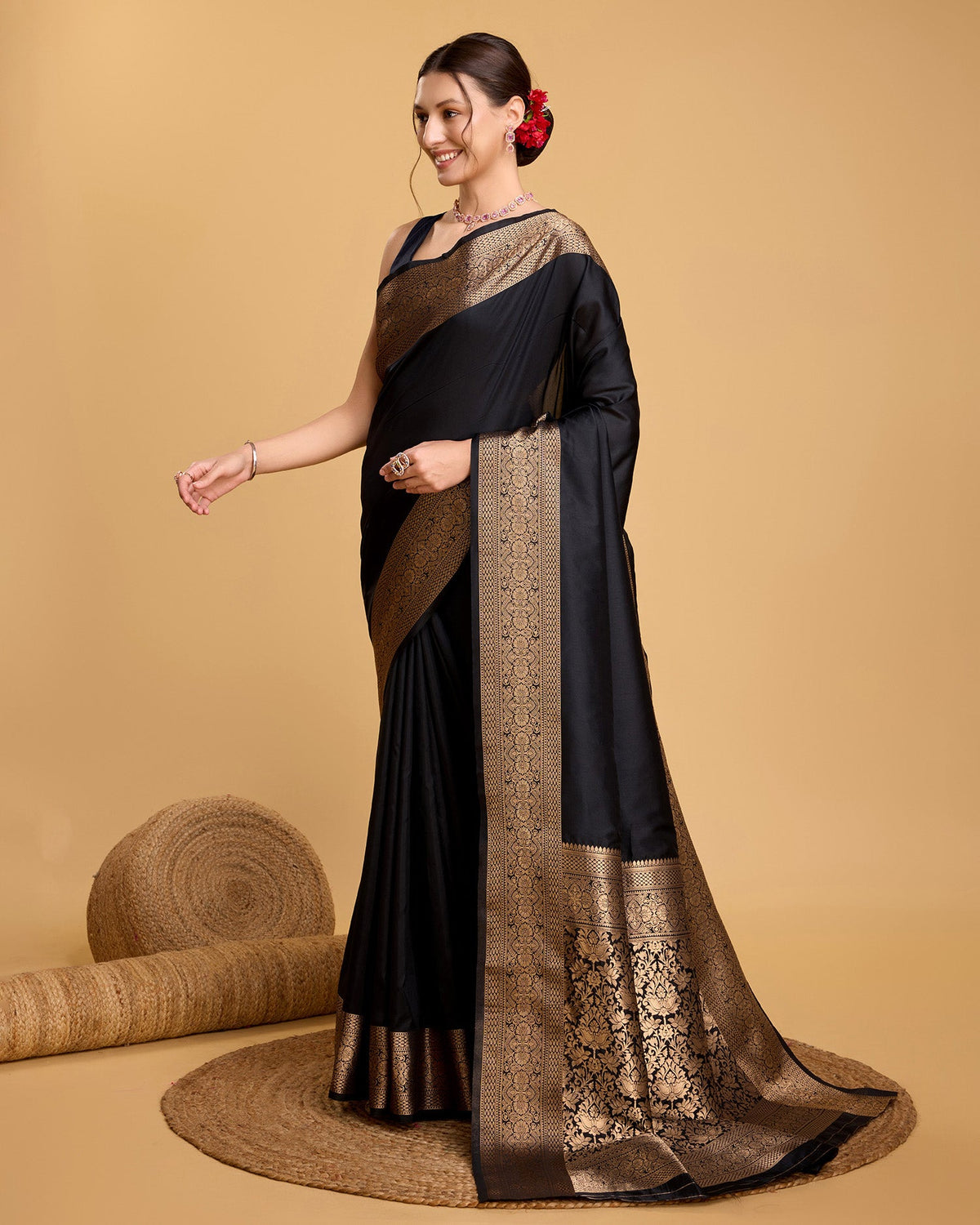 Black Banarsi Pure Silk Plain Saree with Jari Weaving Border