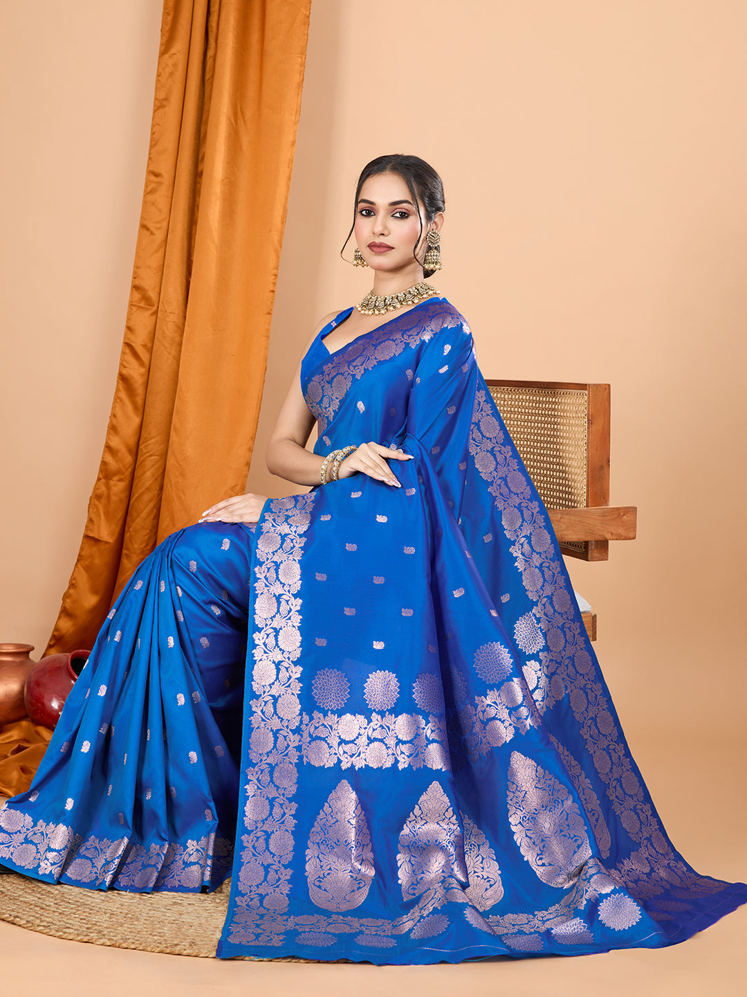 Blue Banarsi Silk Saree with Jari Weaving Work