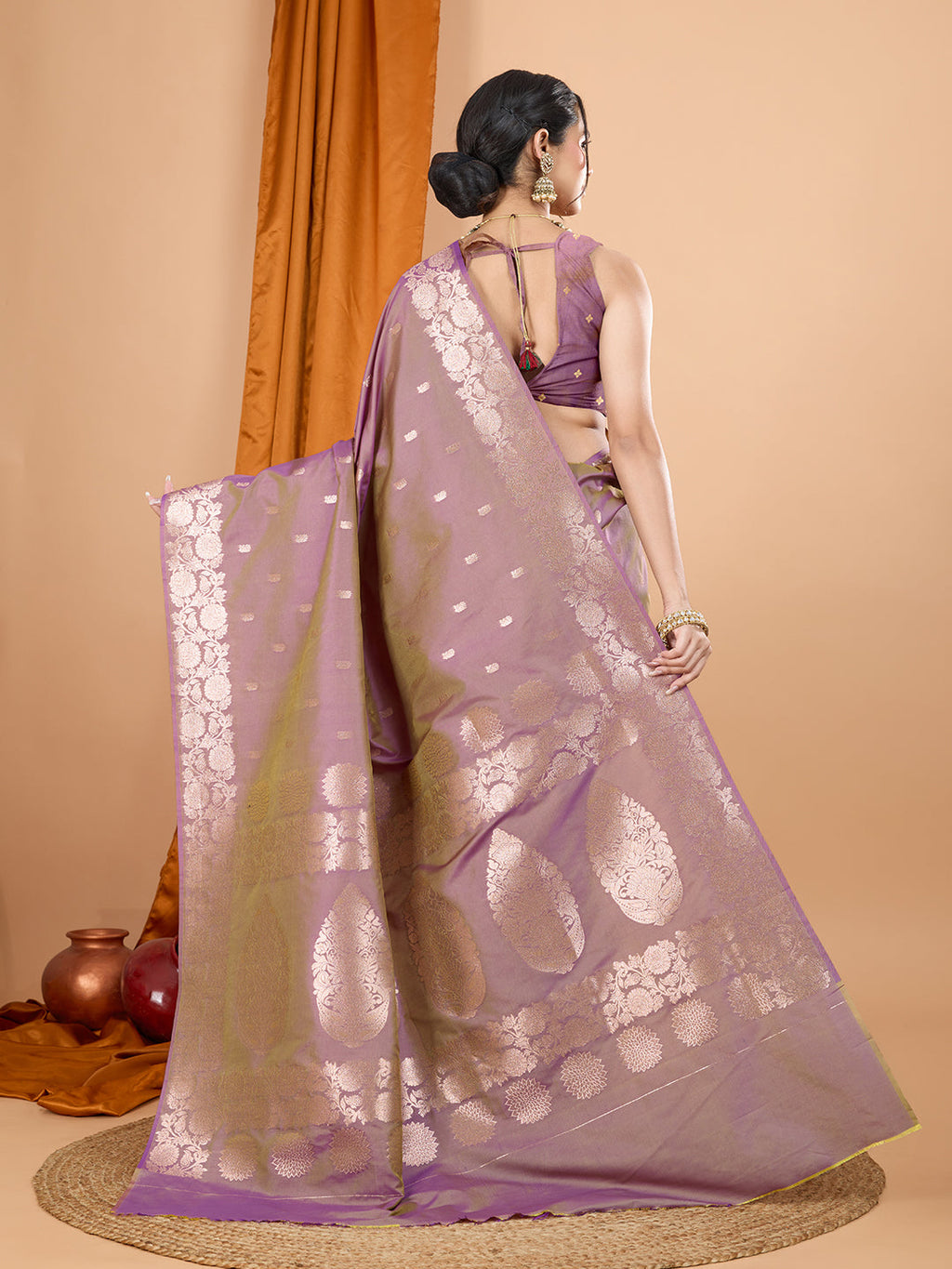 Lavender Banarsi Silk Saree with Jari Weaving and Unstitched Blouse