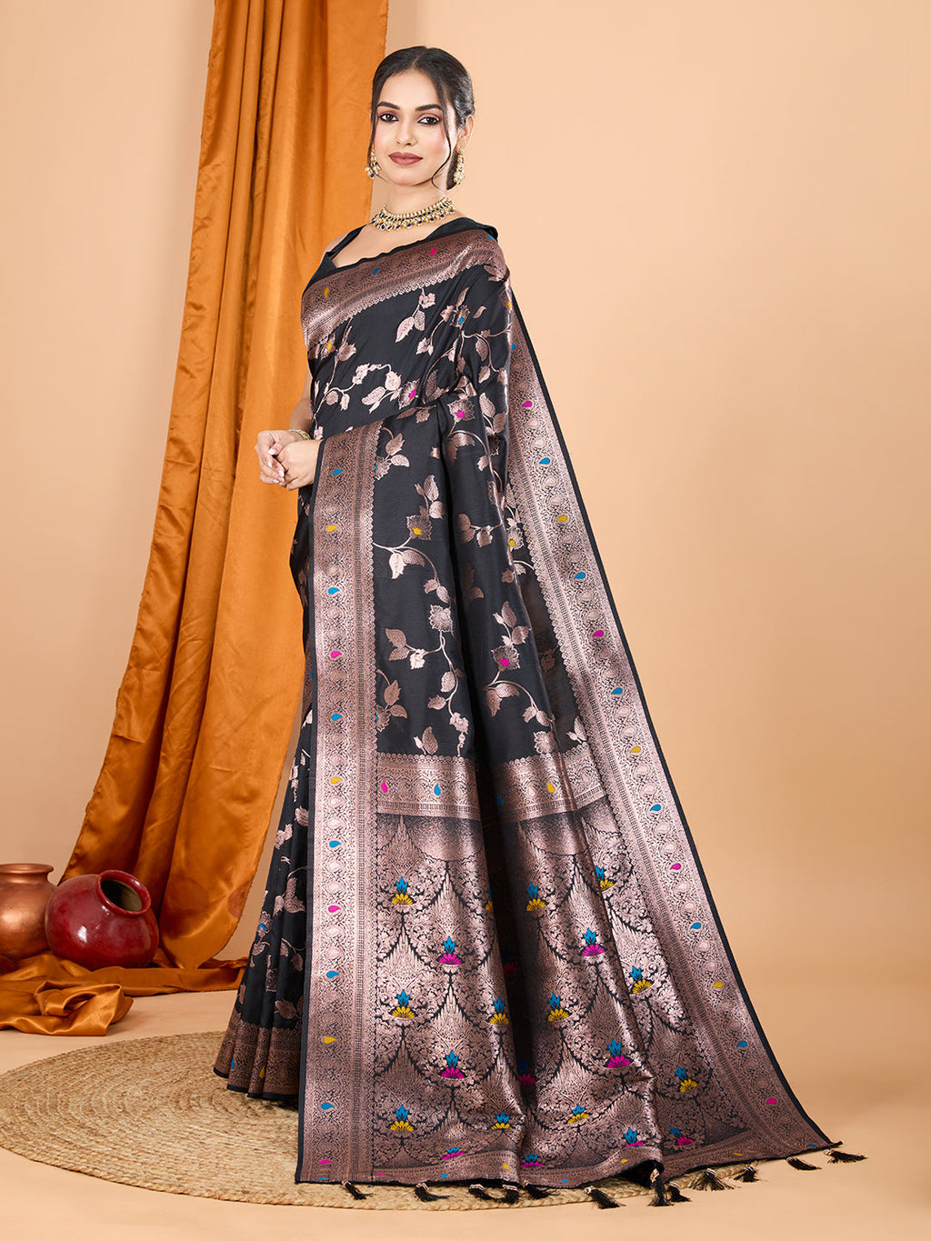 Black Banarsi Silk Saree with Elegant Jari Weaving Work