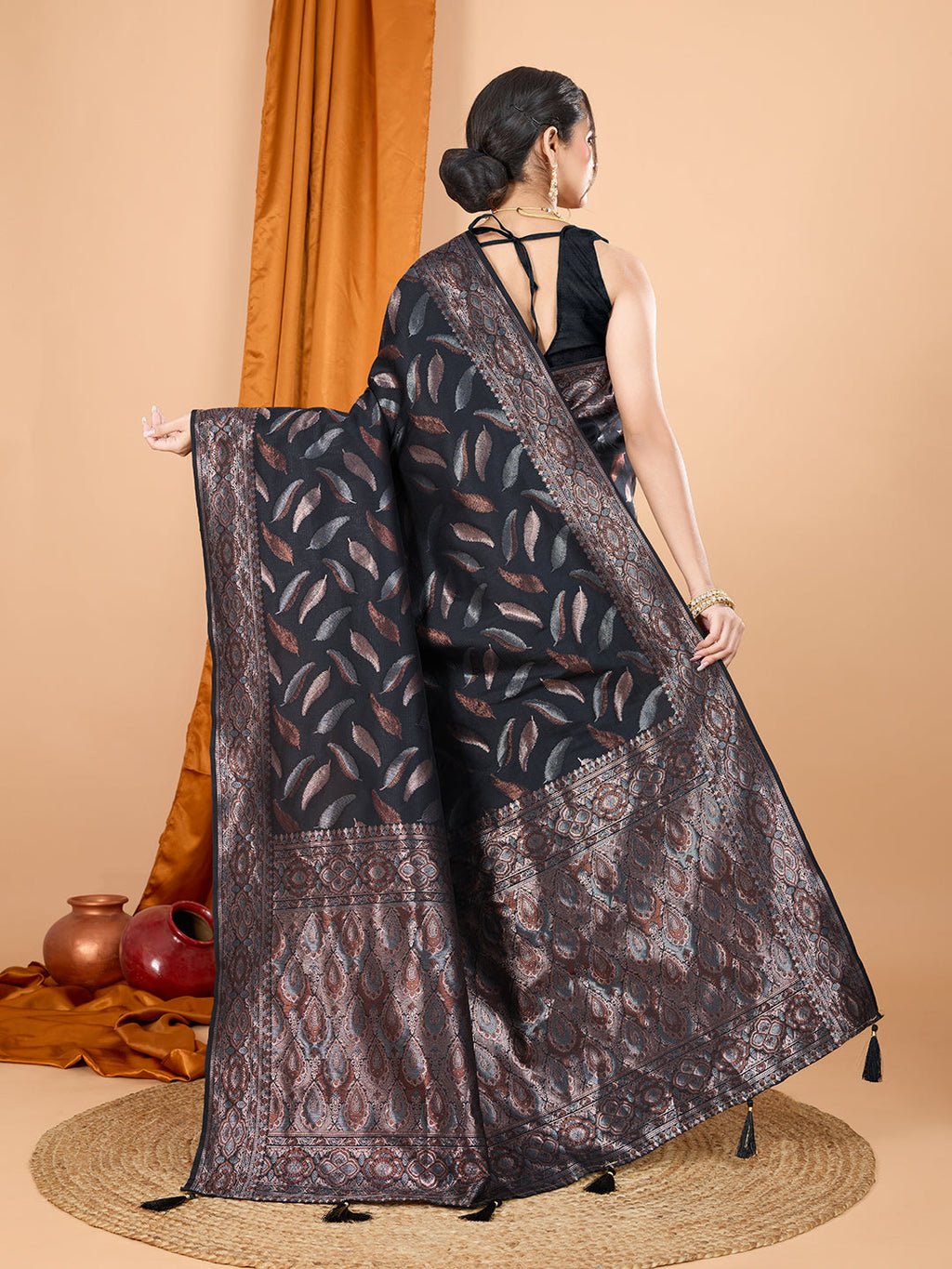 Black Pure Silk Wedding Saree with Jari Weaving & Unstitched Blouse