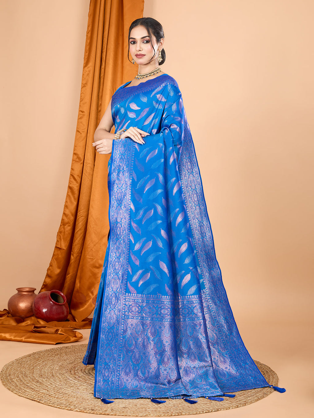 Royal Blue Pure Silk Saree with Jari Weaving & Unstitched Blouse