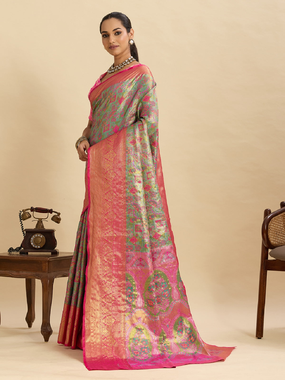 Grey Kanjivaram Silk Saree with intricate Jari weaving and unstitched blouse