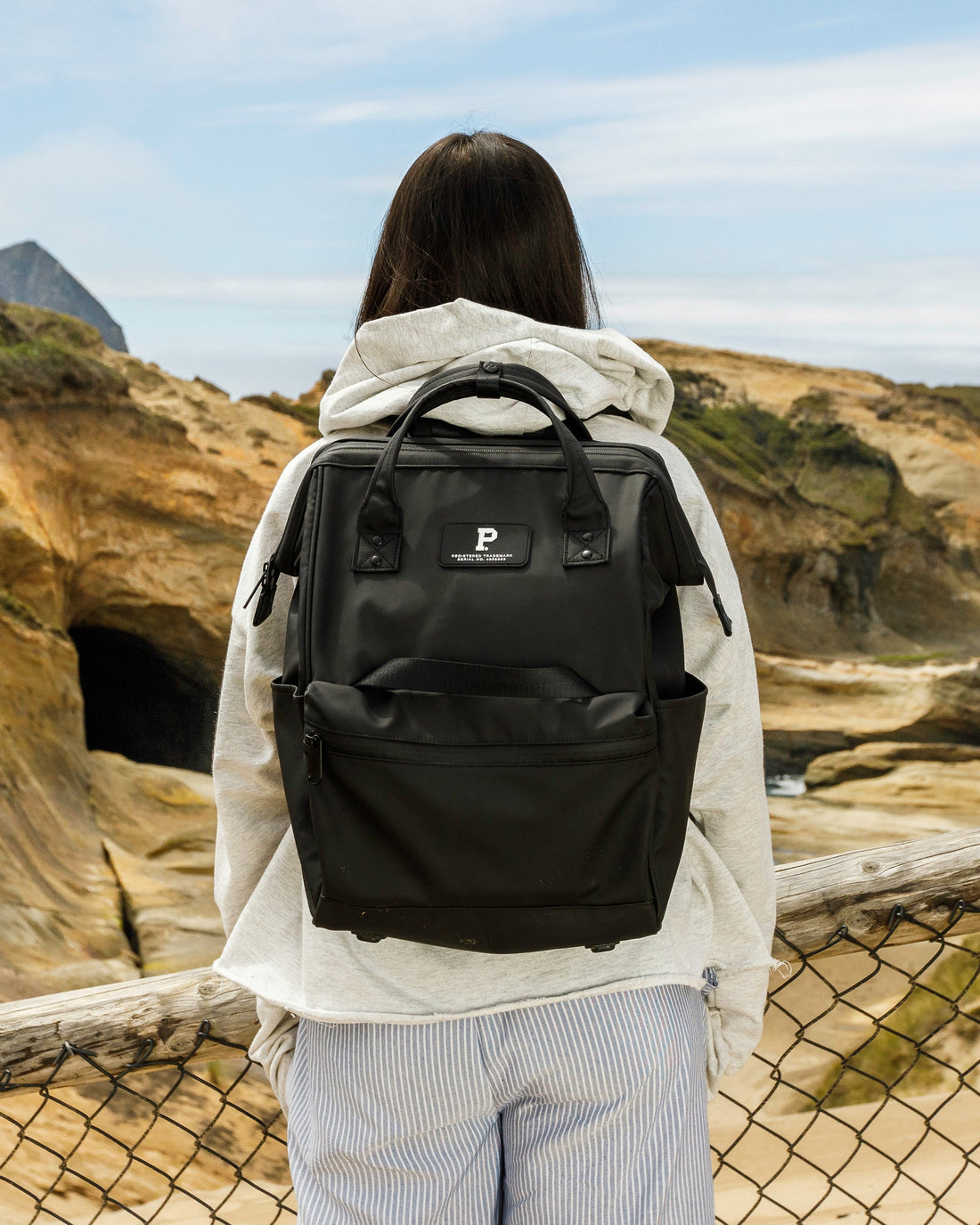 Cascade Standard Backpack – Modern Weather-Proof Travel Daypack