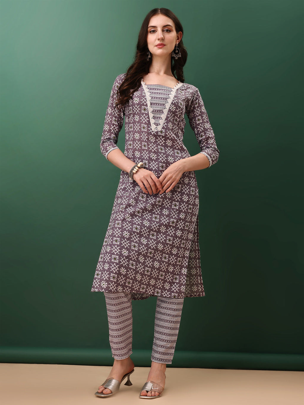 Lavender Ethnic Motifs Printed Kurta Set with Pant and Dupatta