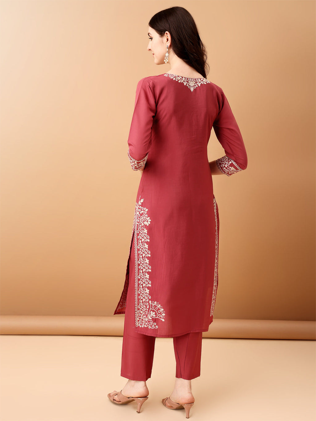 Pink Embroidered Chanderi Kurta Set with Pants and Dupatta