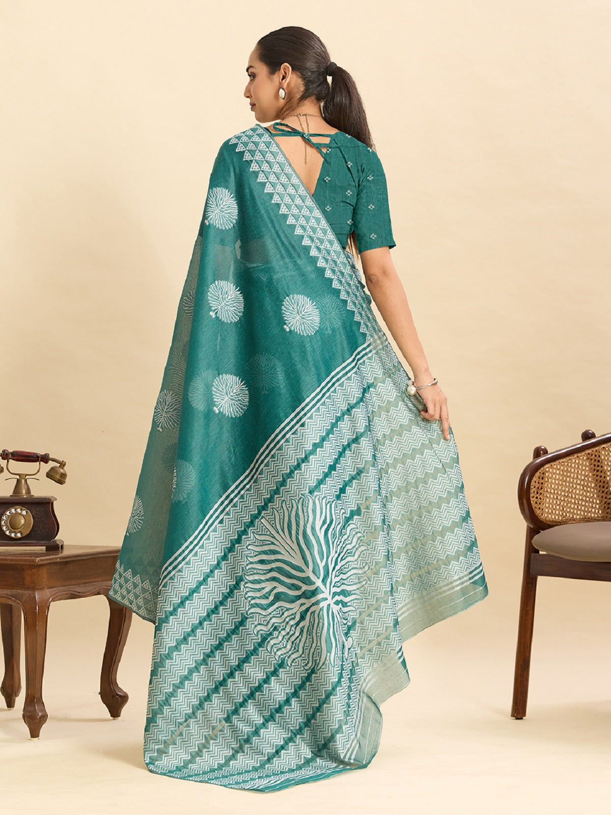 Green Soft Silk Banarasi Weaving Saree with Jari Work