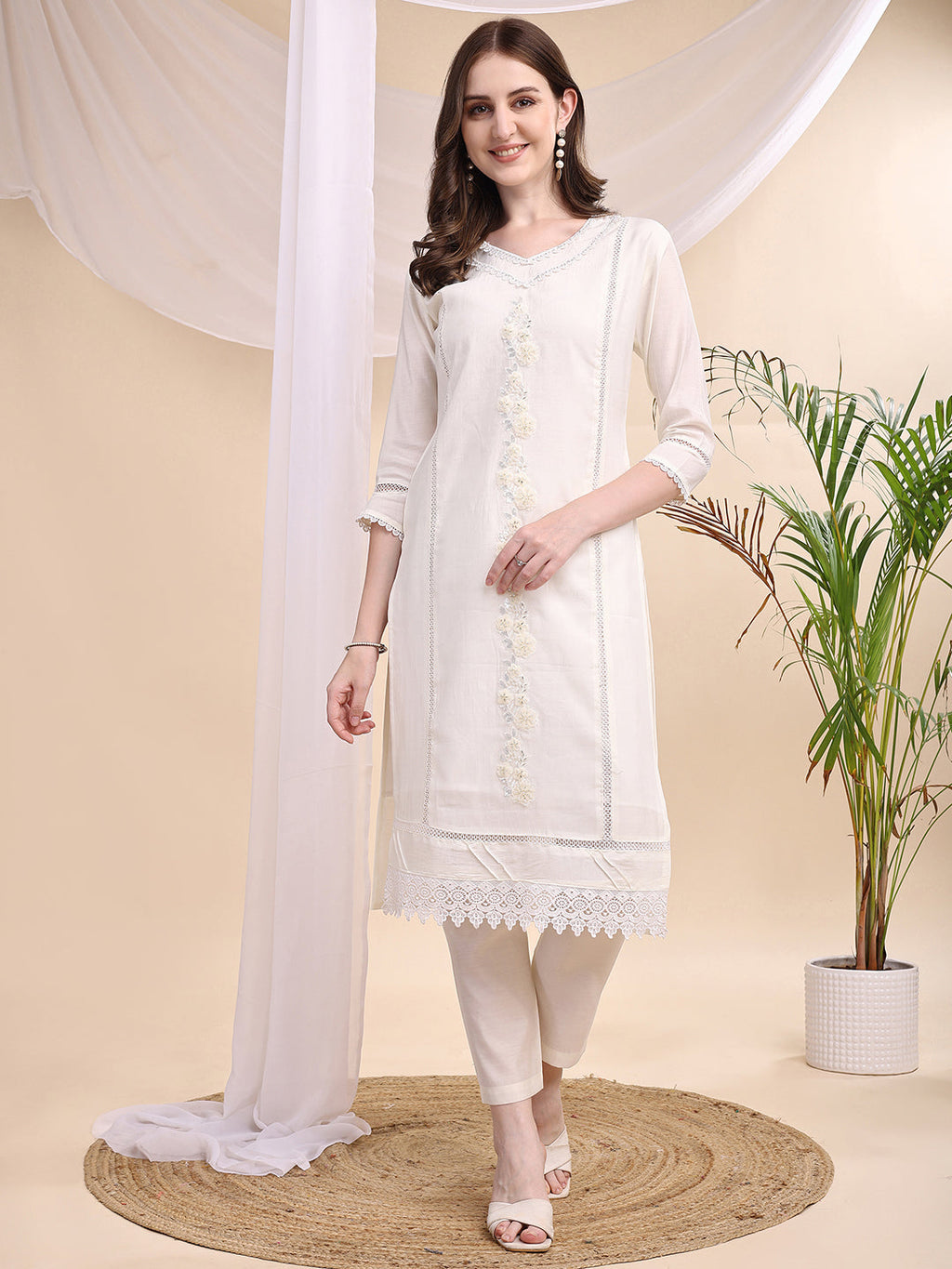 White Applique Beads and Lace Embroidered Kurta Set with Dupatta