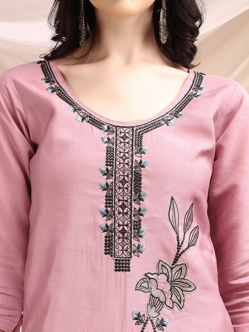 Pink Embroidered Kurta Set with Dupatta and 3/4th Sleeves