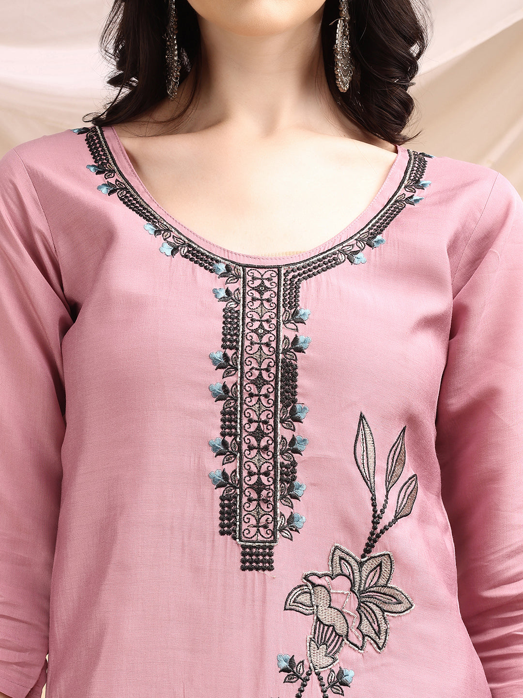 Pink Embroidered Kurta Set with Dupatta and 3/4th Sleeves