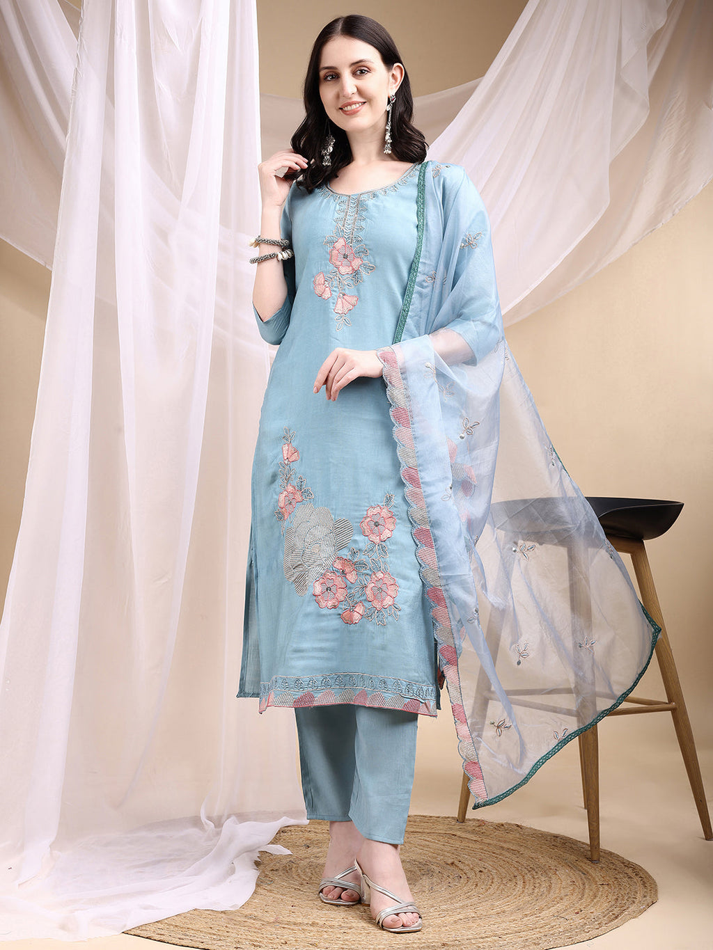 Turquoise hand-embroidered Chanderi kurta set with matching embroidered dupatta