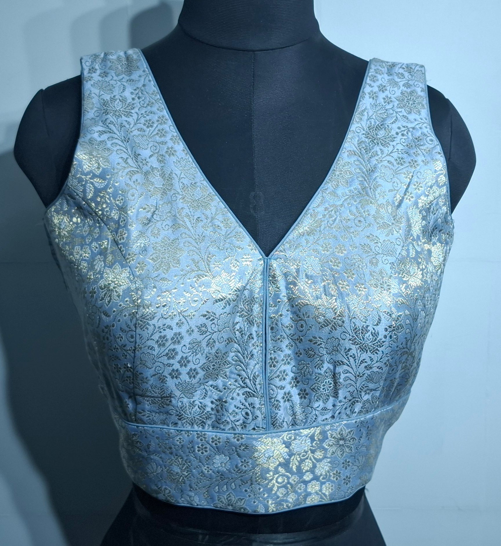 Grey Banarasi brocade saree blouse with gold and silver metallic weave detail