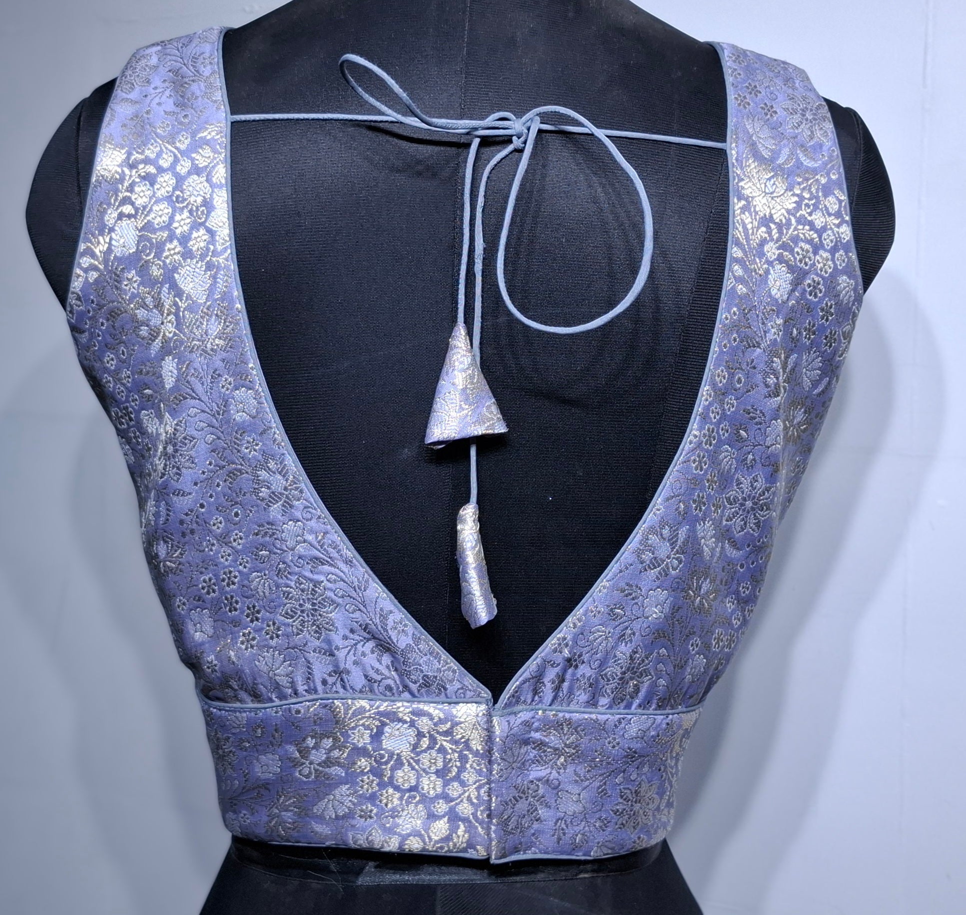 Mauve Benarsi Blouse with Gold and Silver Weave