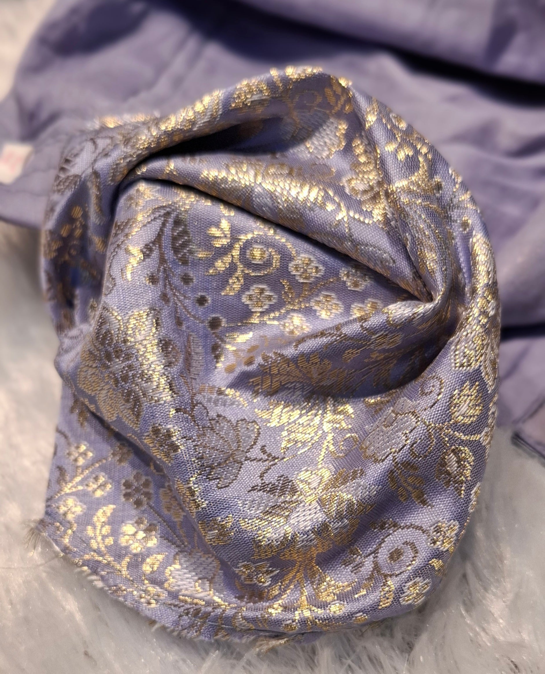 Mauve Benarsi Blouse with Gold and Silver Weave