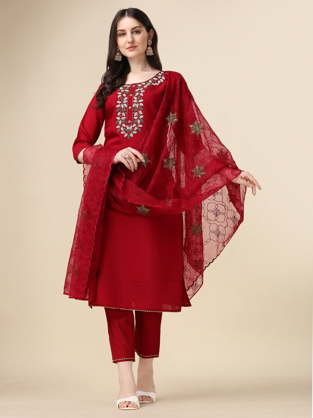 Multicolor embroidered kurta set with organza dupatta and matching pants