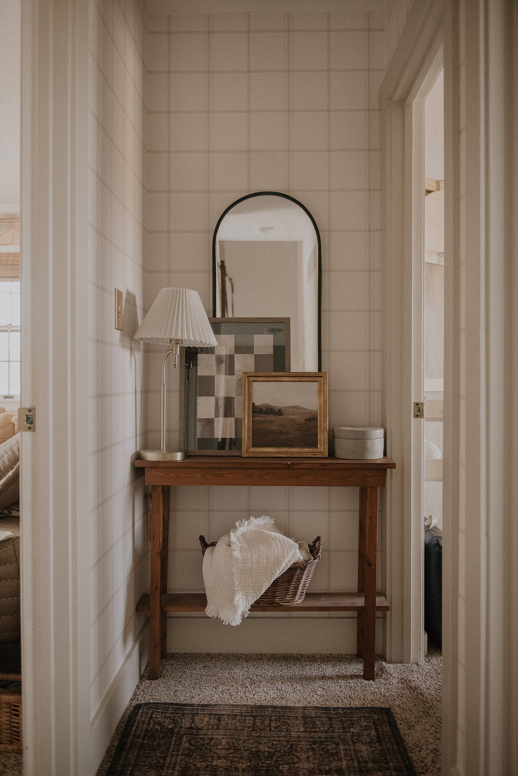 Ezra Geometric Wallpaper - Minimalist Modern Farmhouse