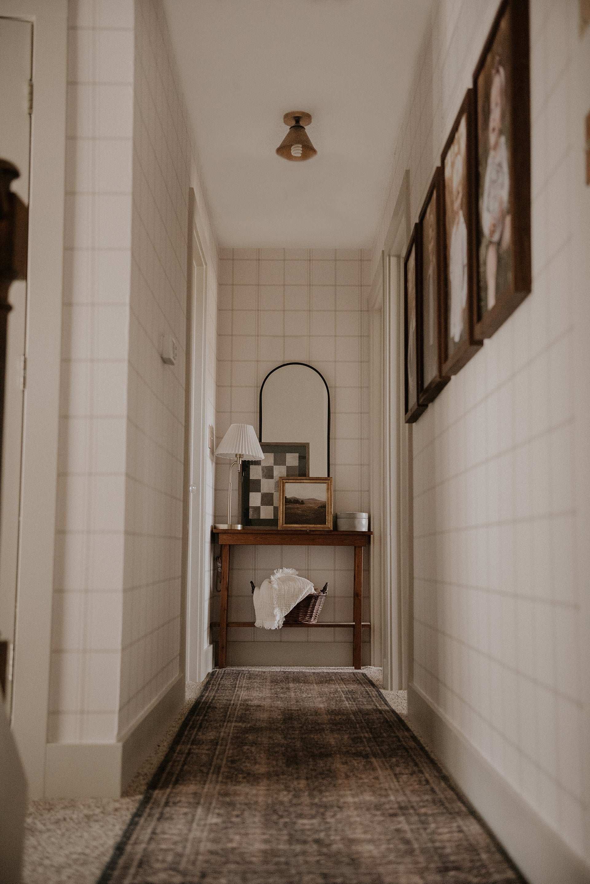 Ezra Geometric Wallpaper - Minimalist Modern Farmhouse