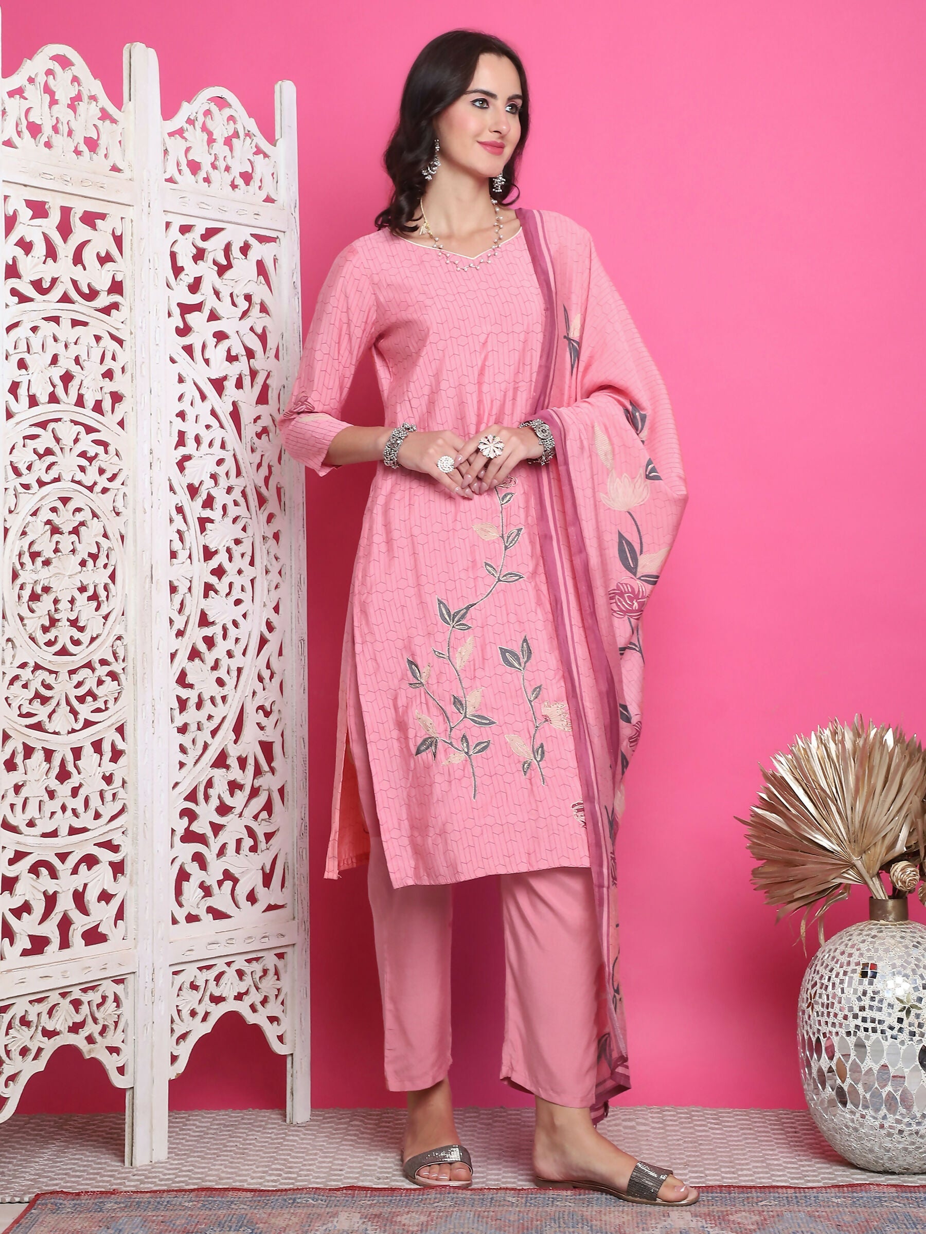 Pink Muslin Floral Print Kurta Set with Jari and Crystal Work