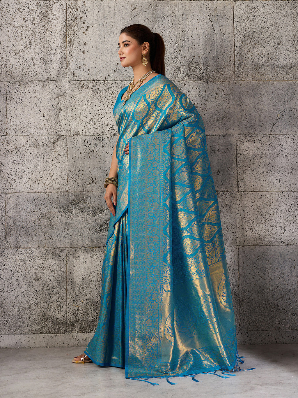 Teal Blue Kanjivaram Silk Blend Fancy Saree with Blouse Piece