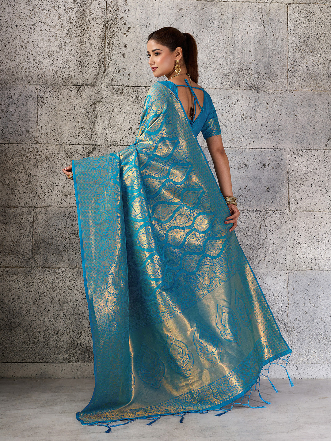 Teal Blue Kanjivaram Silk Blend Fancy Saree with Blouse Piece