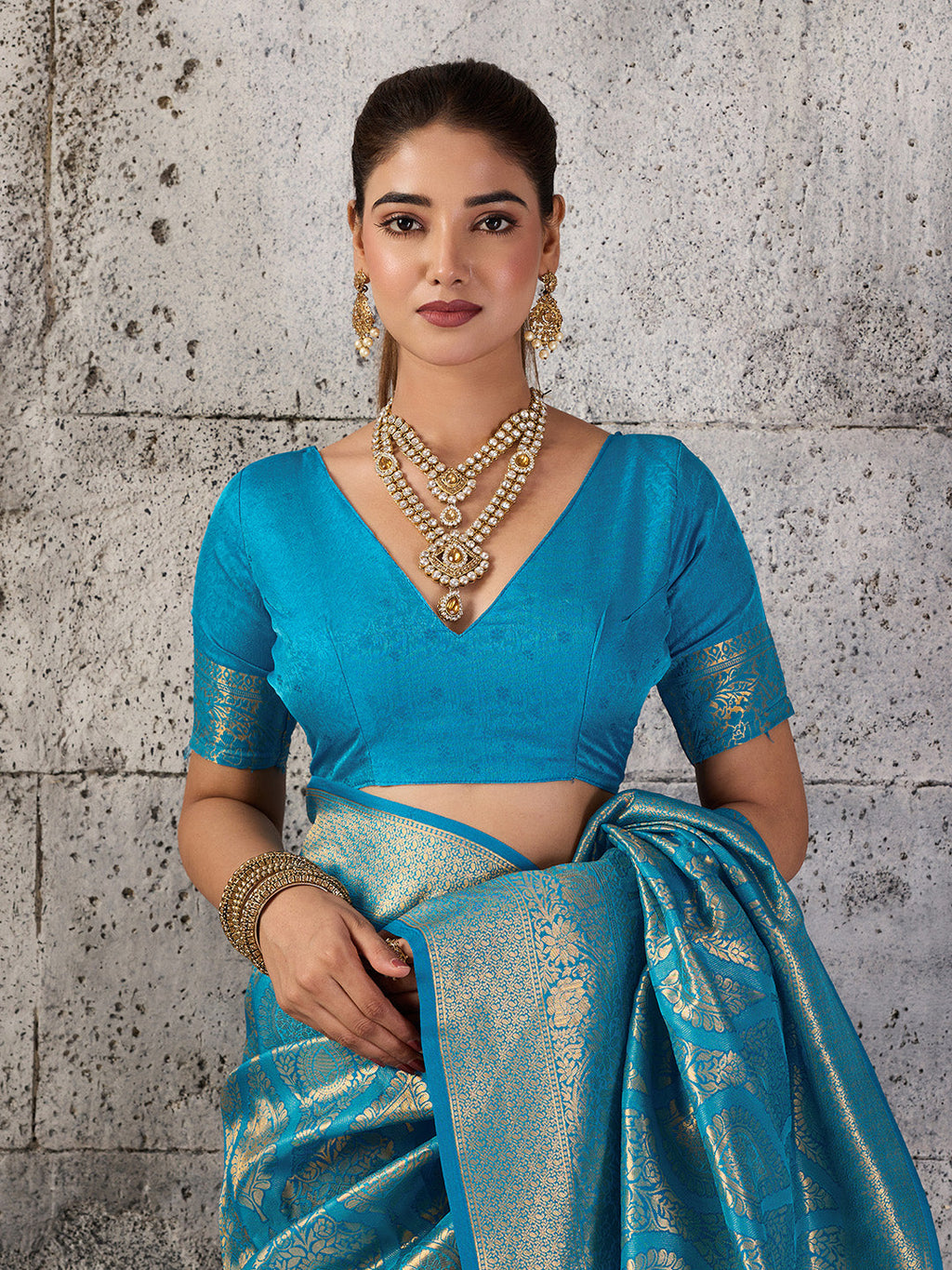 Teal Blue Kanjivaram Silk Blend Fancy Saree with Blouse Piece