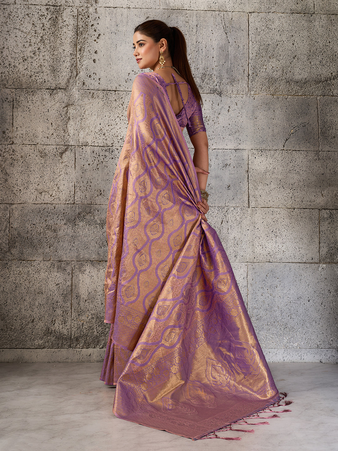 Light Purple Kanjivaram Silk Blend Fancy Saree for Women