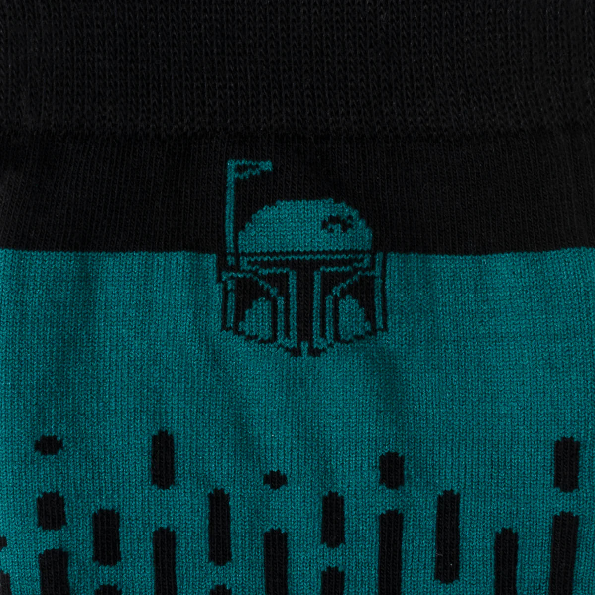 Star Wars Boba Fett Green and Black Crew Socks with Lapel Pin - Image 3