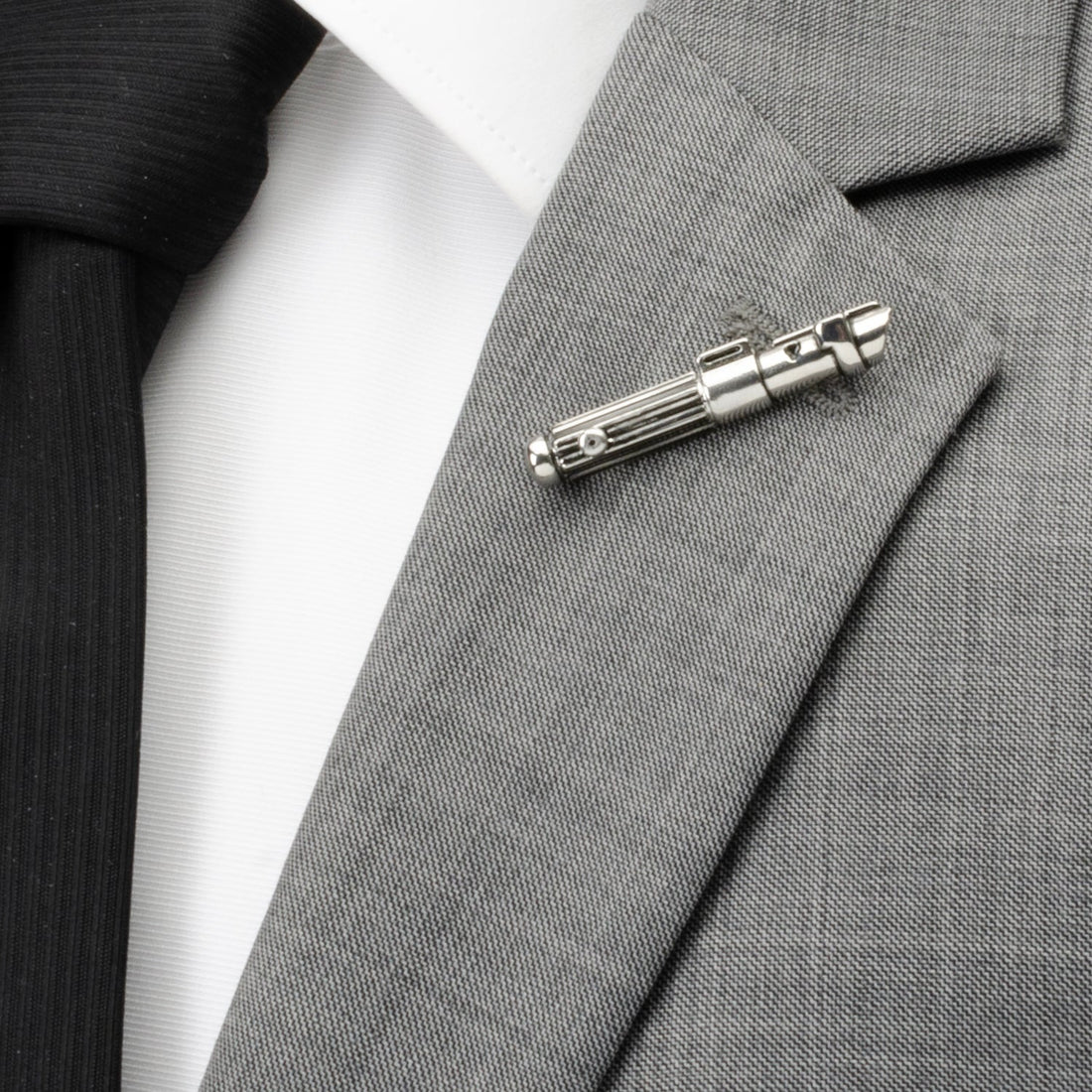 Star Wars Darth Vader Lightsaber Silver Tone Lapel Pin - Image 2