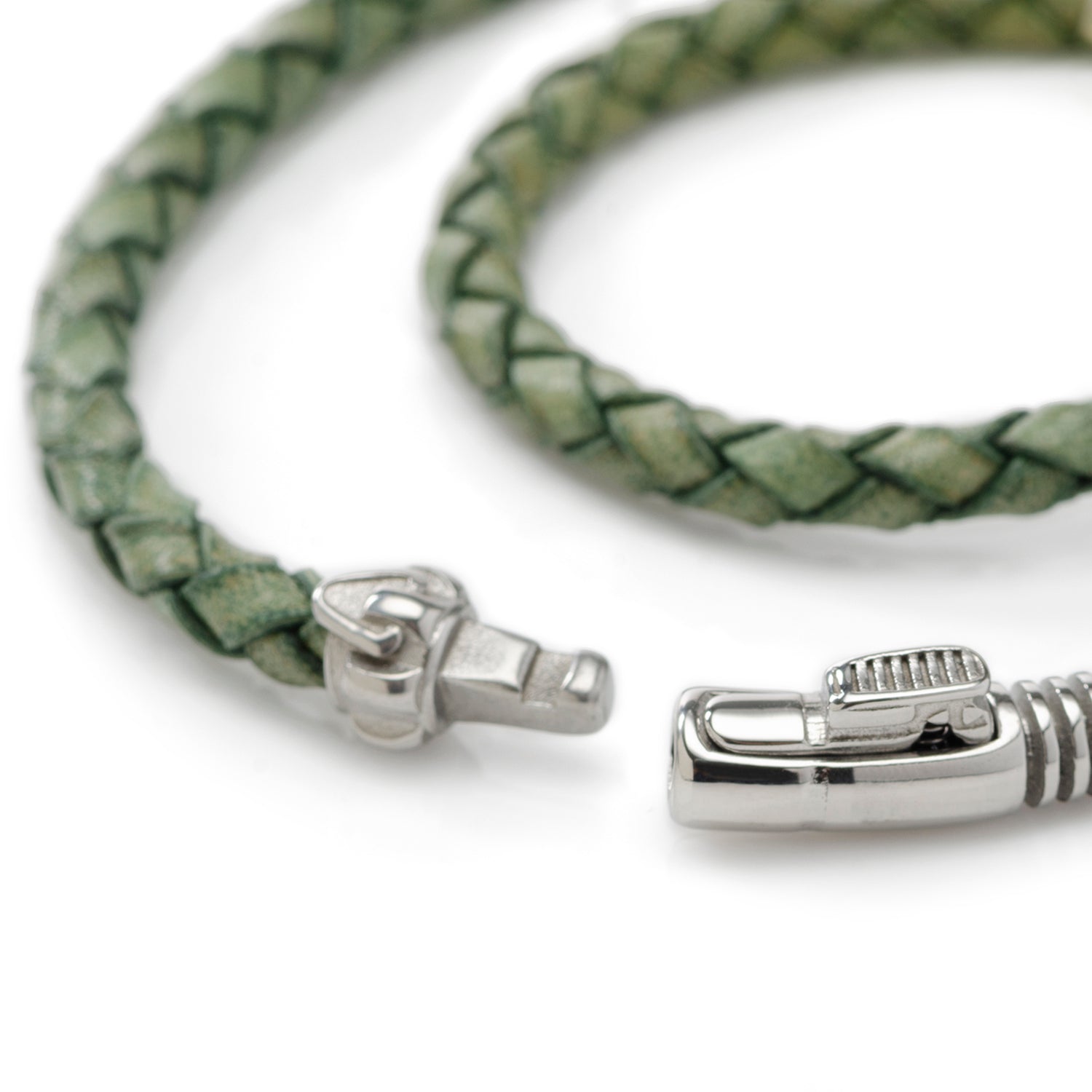 Star Wars Luke Skywalker Lightsaber Braided Green Leather Bracelet - Image 3