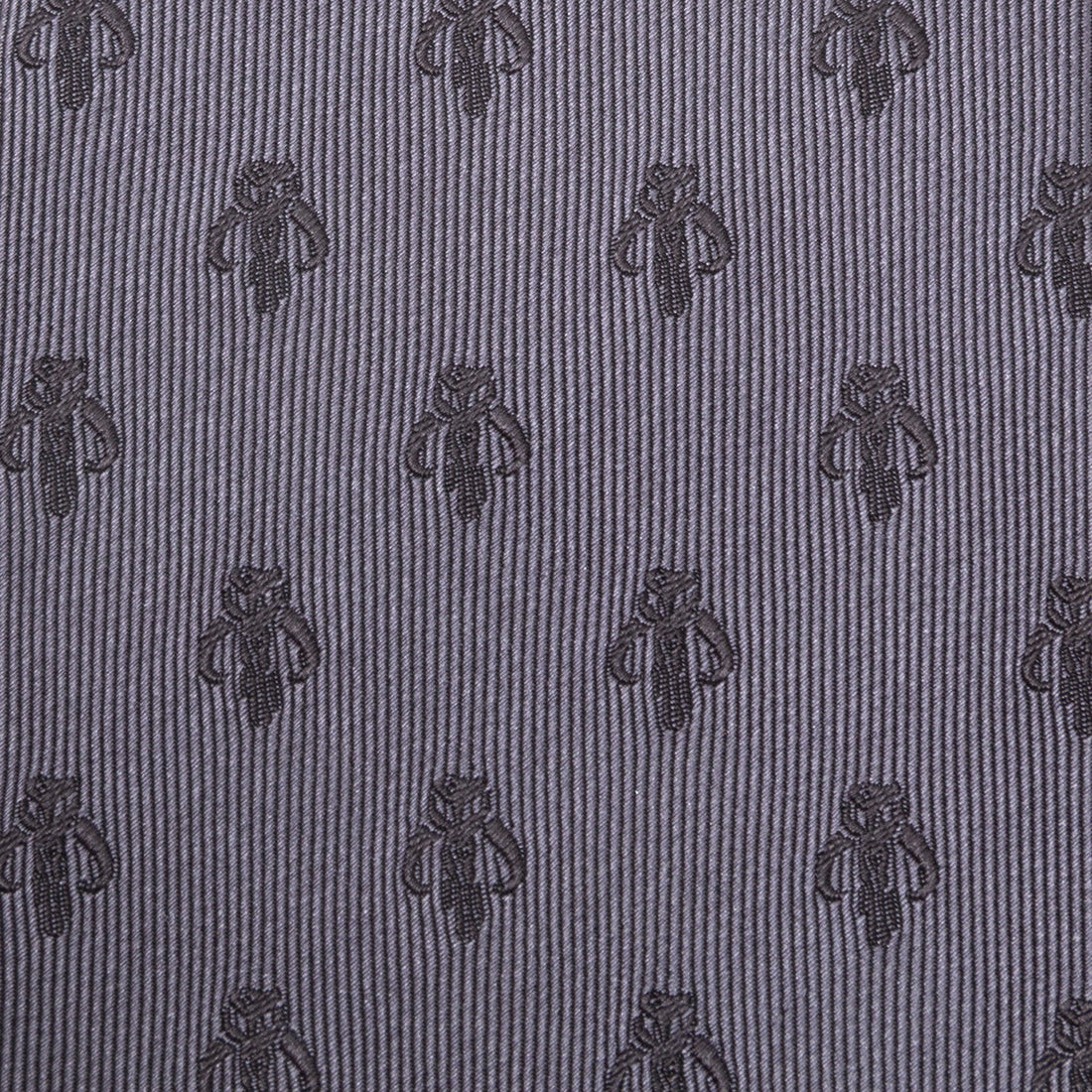 Star Wars Mandalorian Mythosaur Gray Silk Tie for Men - Image 5
