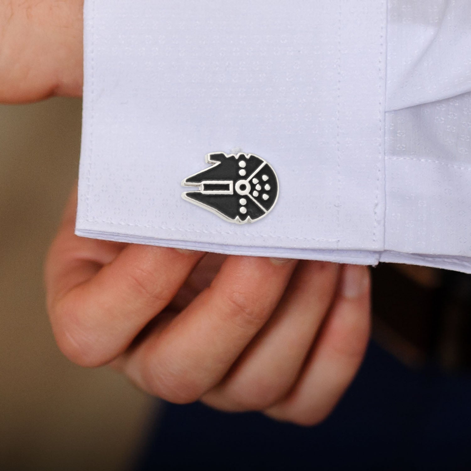 Star Wars Millennium Falcon Silver and Black Cufflinks - Image 5