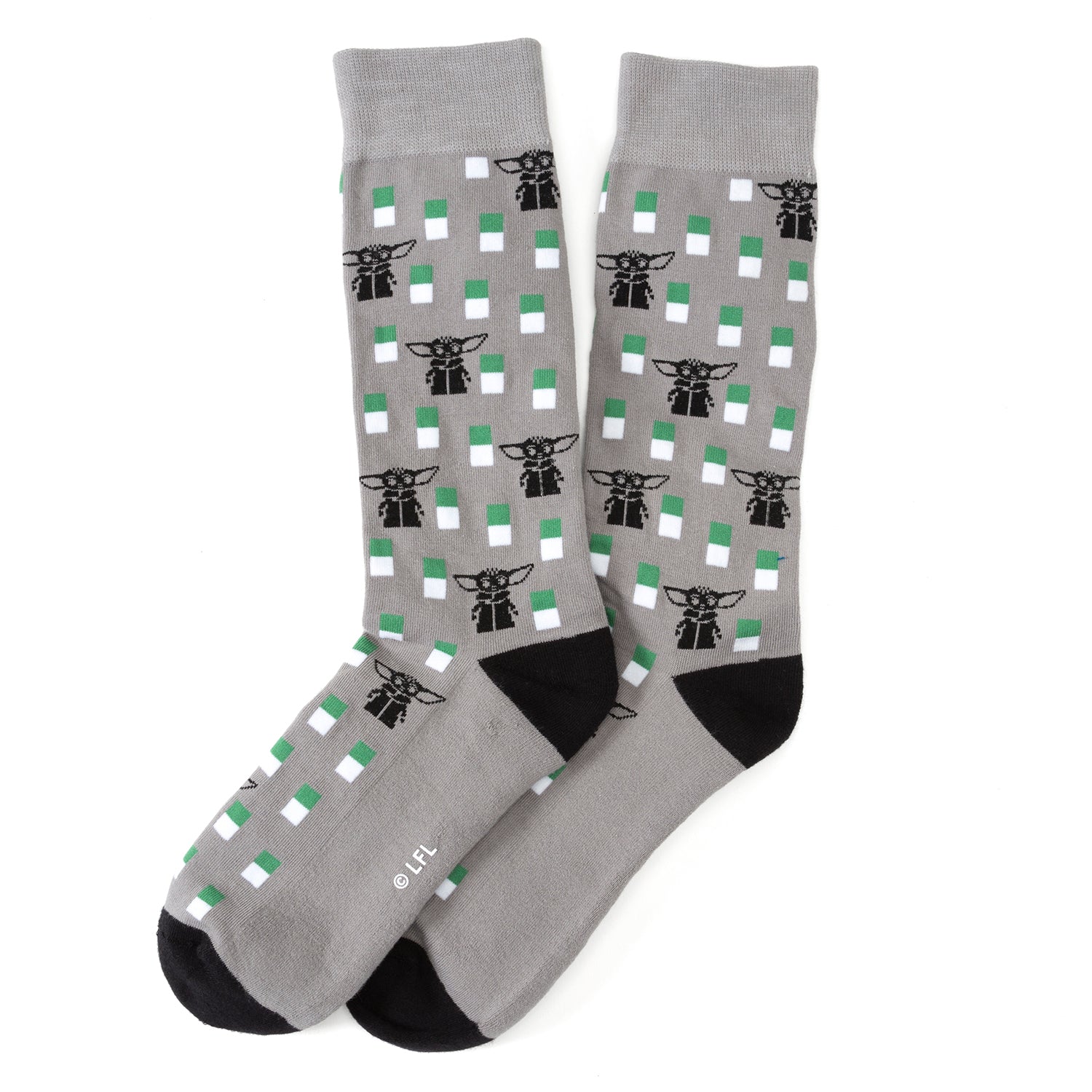 Star Wars Mandalorian 3-Pack Crew Socks and Mythosaur Lapel Pin - Image 4
