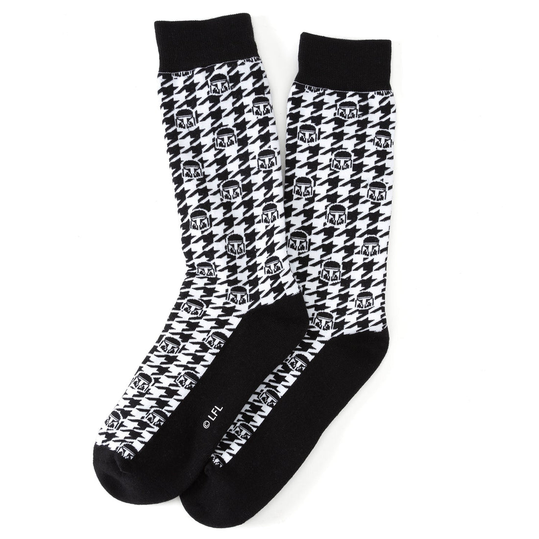 Star Wars Mandalorian 3-Pack Crew Socks and Mythosaur Lapel Pin - Image 5