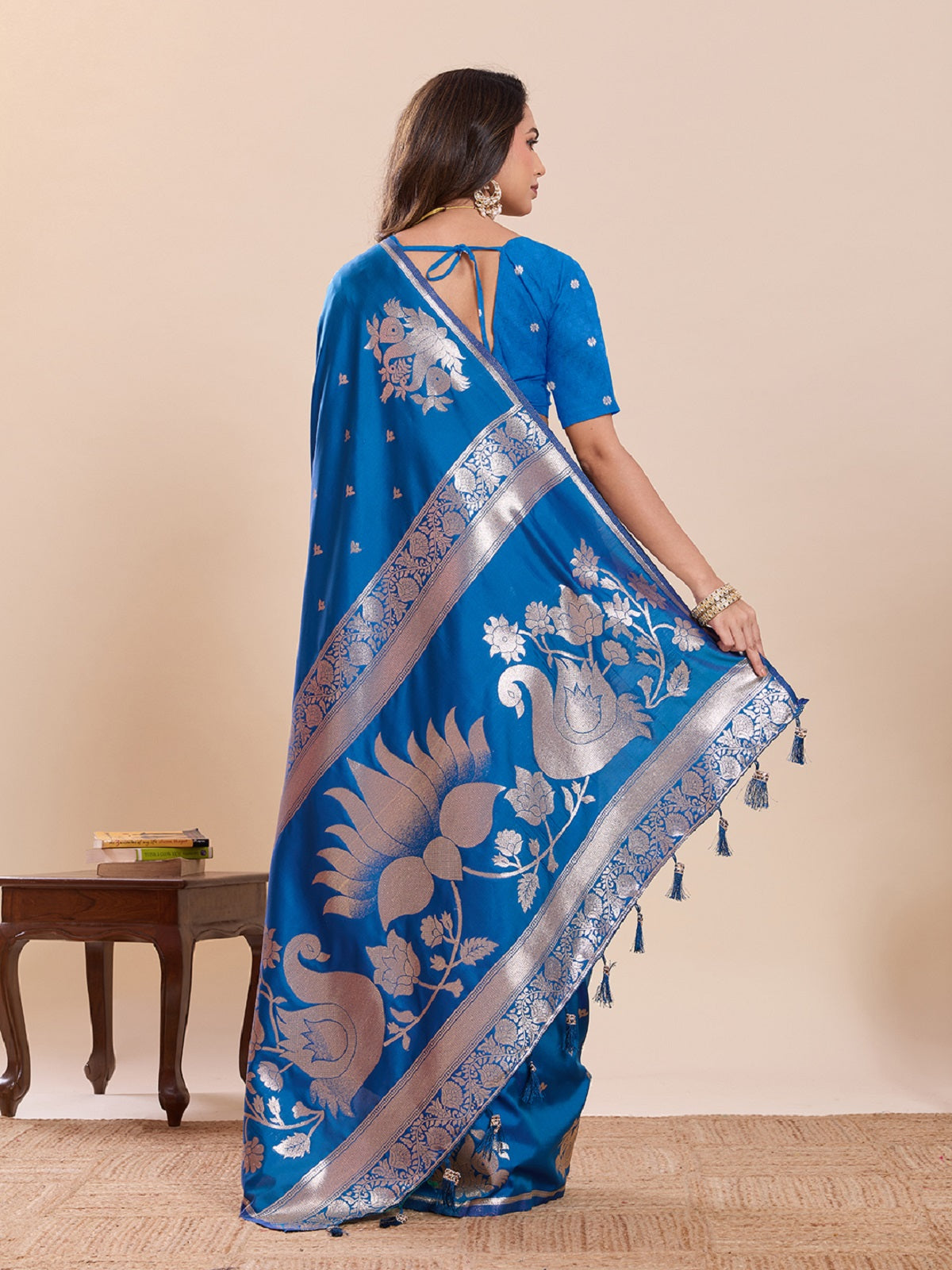 Blue Paithani Silk Wedding Saree With Intricate Jari Weaving