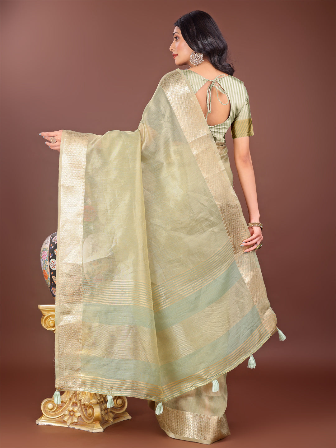 Light Green Linen Saree with Golden Zari Border and Rich Pallu