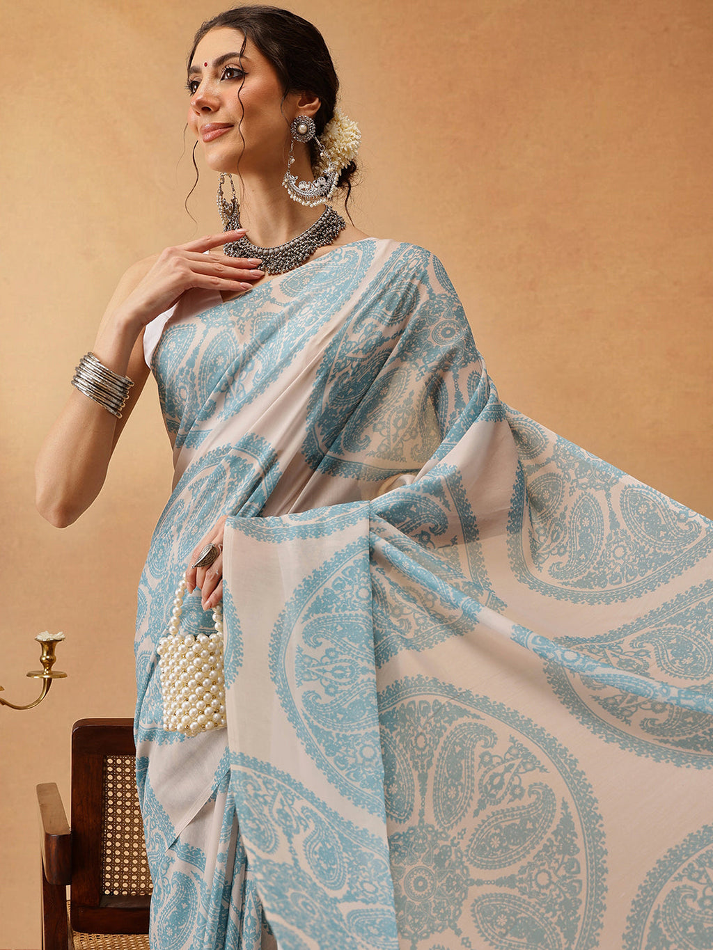 Beige Bollywood Mul Cotton Paisley Digital Printed Saree