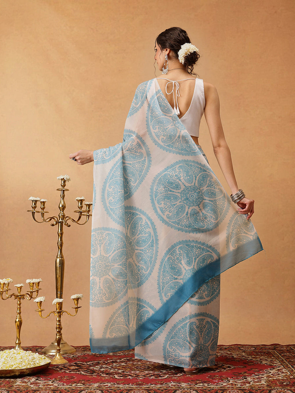 Beige Bollywood Mul Cotton Paisley Digital Printed Saree