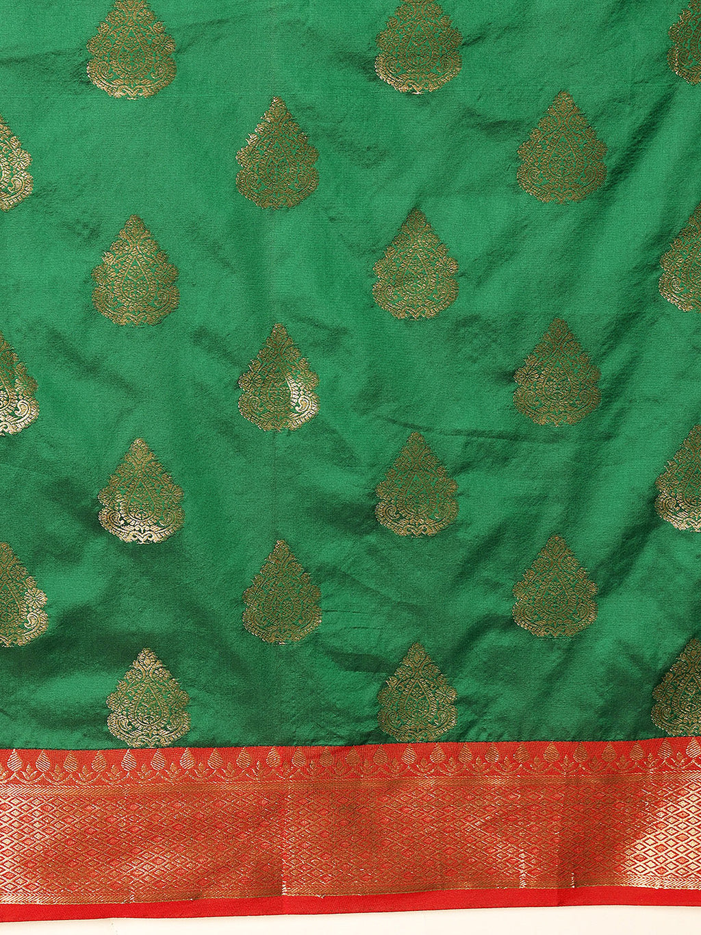 Green Banarasi Silk Saree with Elegant Woven Design