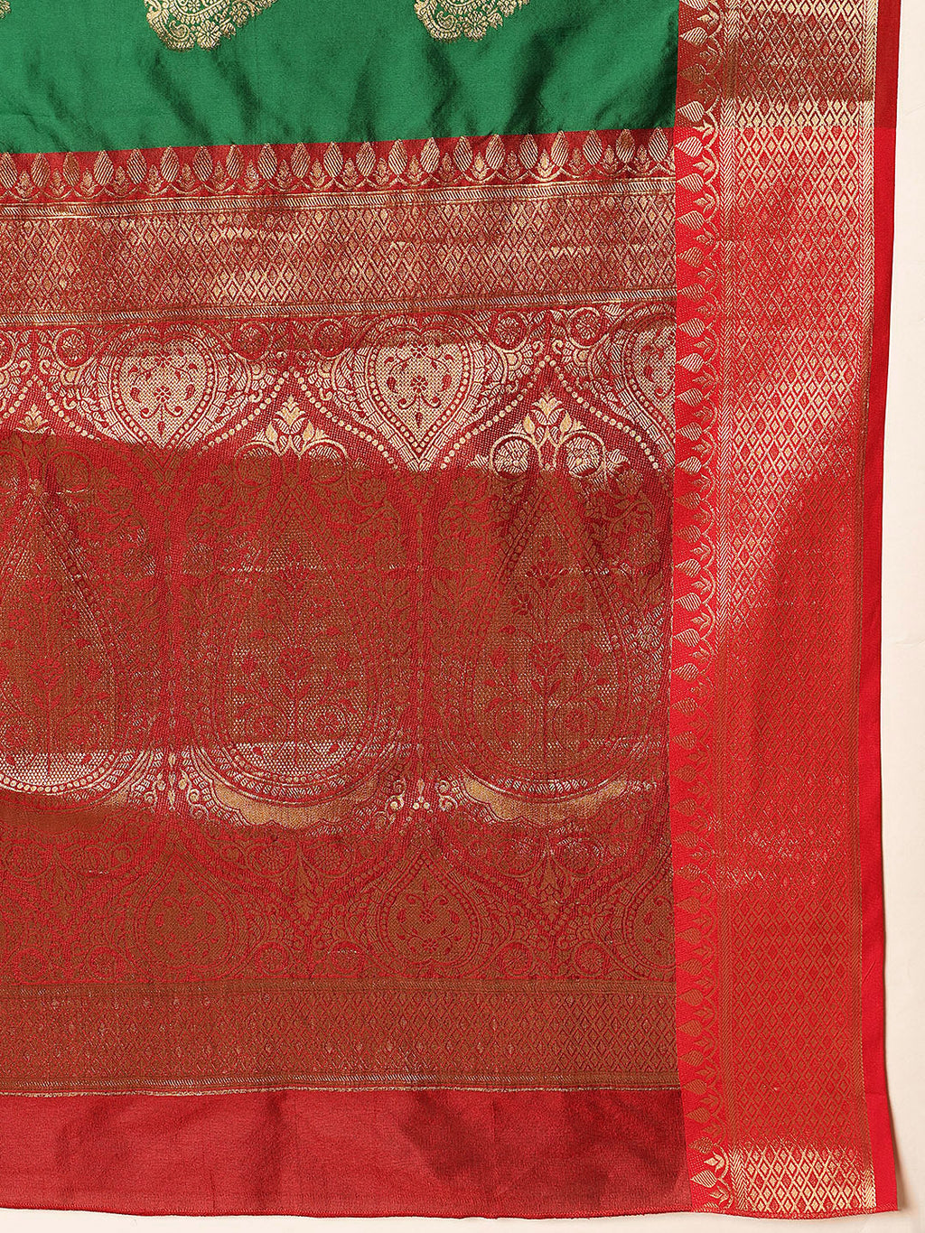 Green Banarasi Silk Saree with Elegant Woven Design