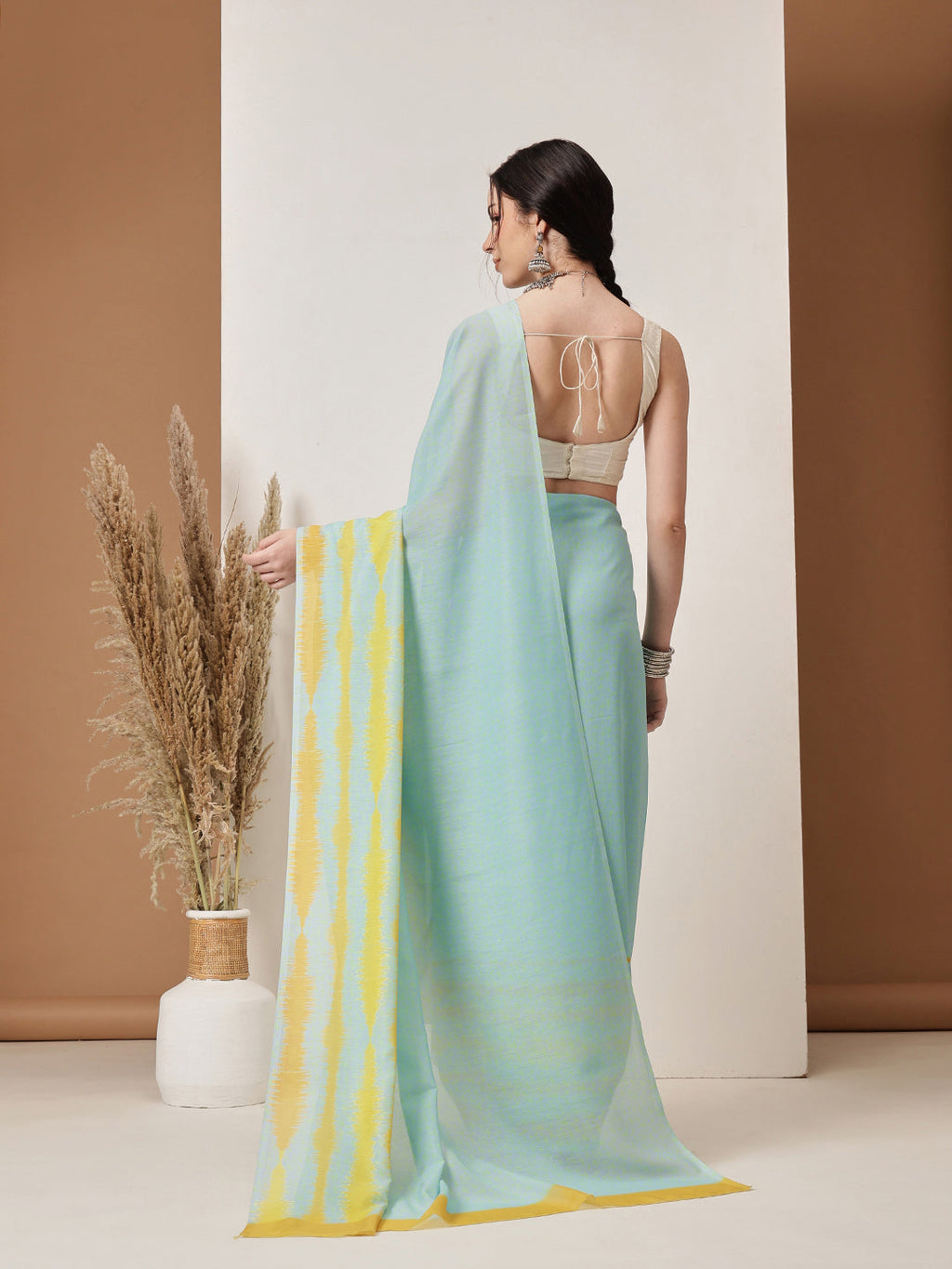 Teal Bollywood Mul Cotton Saree with Abstract Digital Print