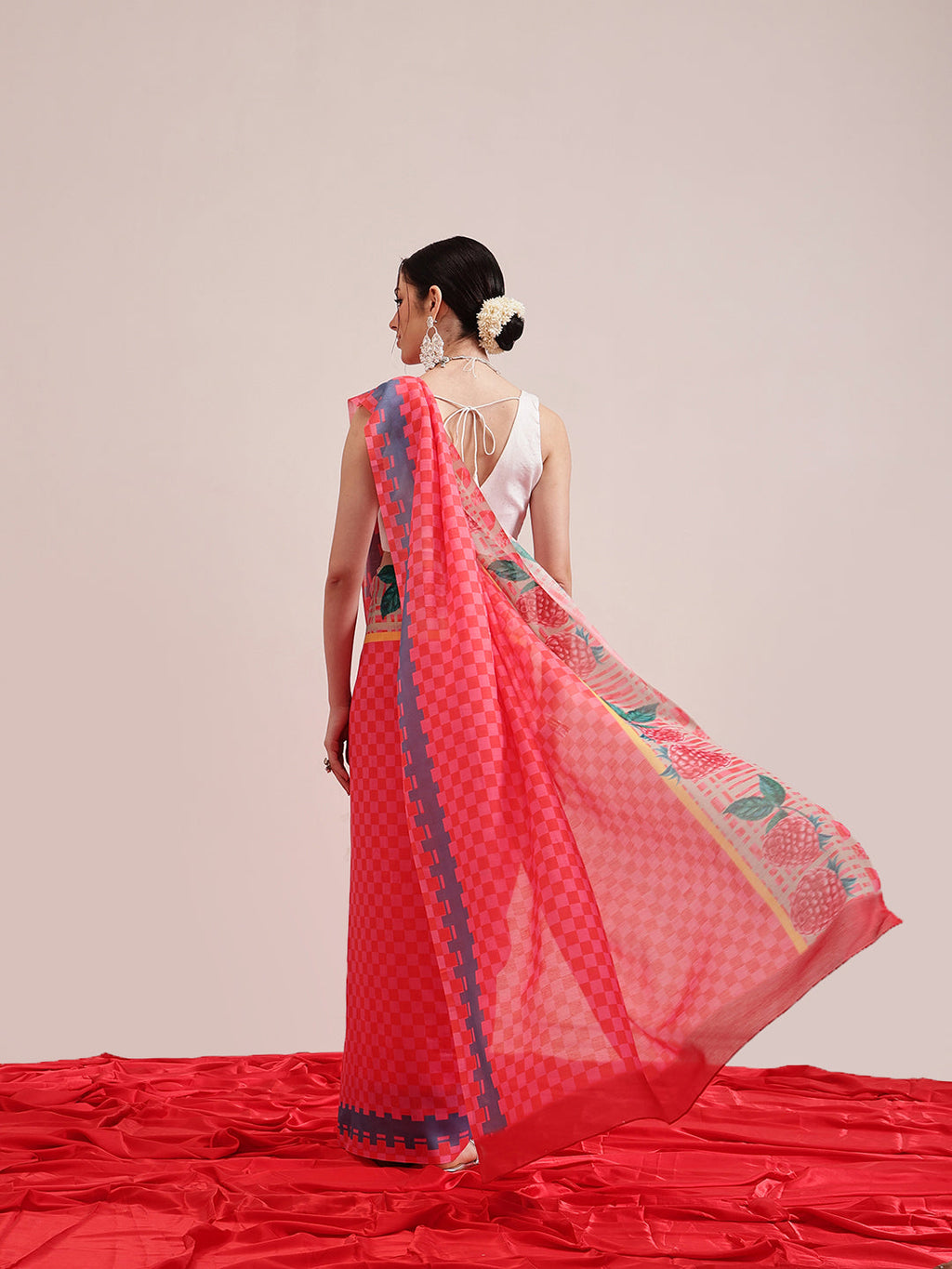 Pink Bollywood Mul Cotton Saree with Abstract Digital Print