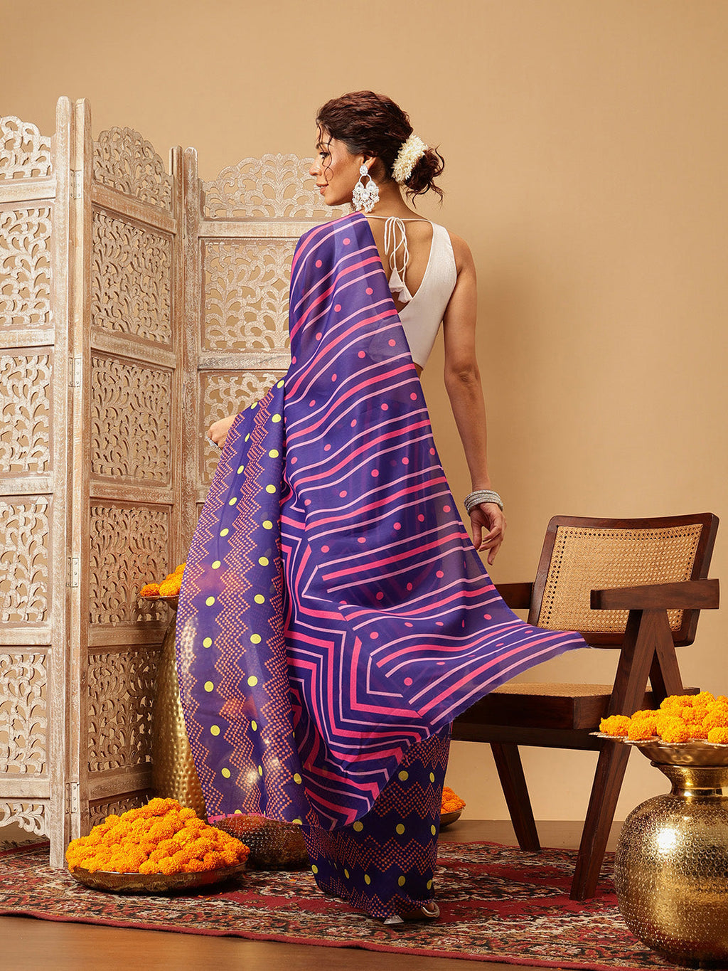 Navy Blue Bollywood Mul Cotton Saree with Abstract Print