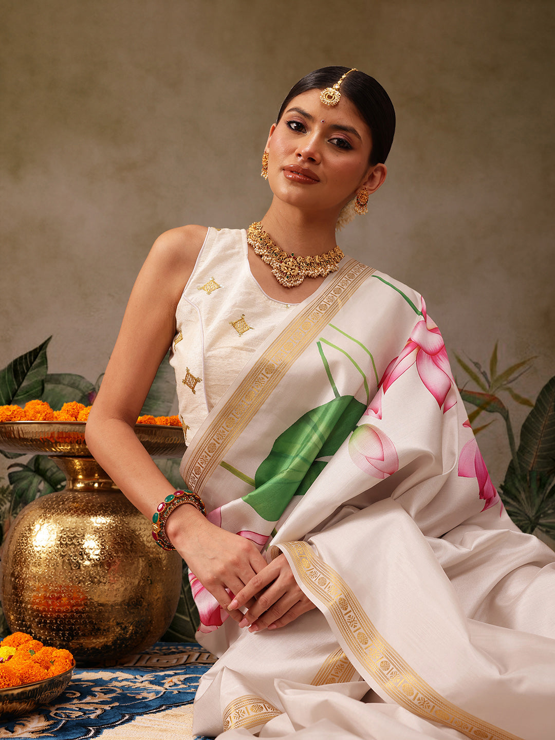 White Onam Art Silk Floral Digital Print Saree