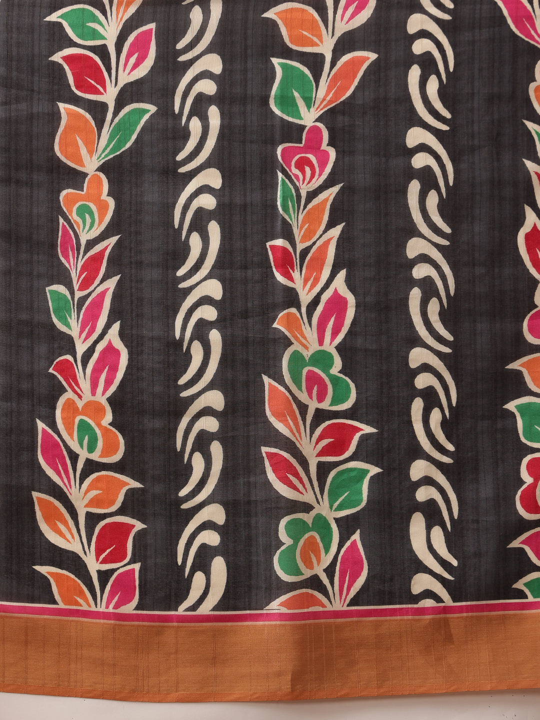 Black Banarasi Silk Blend Floral Digital Printed Saree